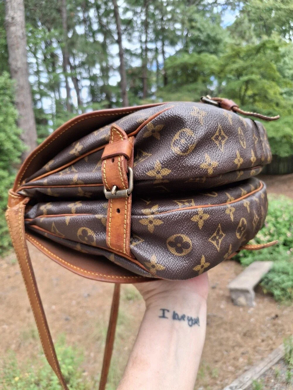 Vintage Louis Vuitton Saumur 30 Monogram Coated Canvas Messenger Saddle Bag - Picture 6 of 16